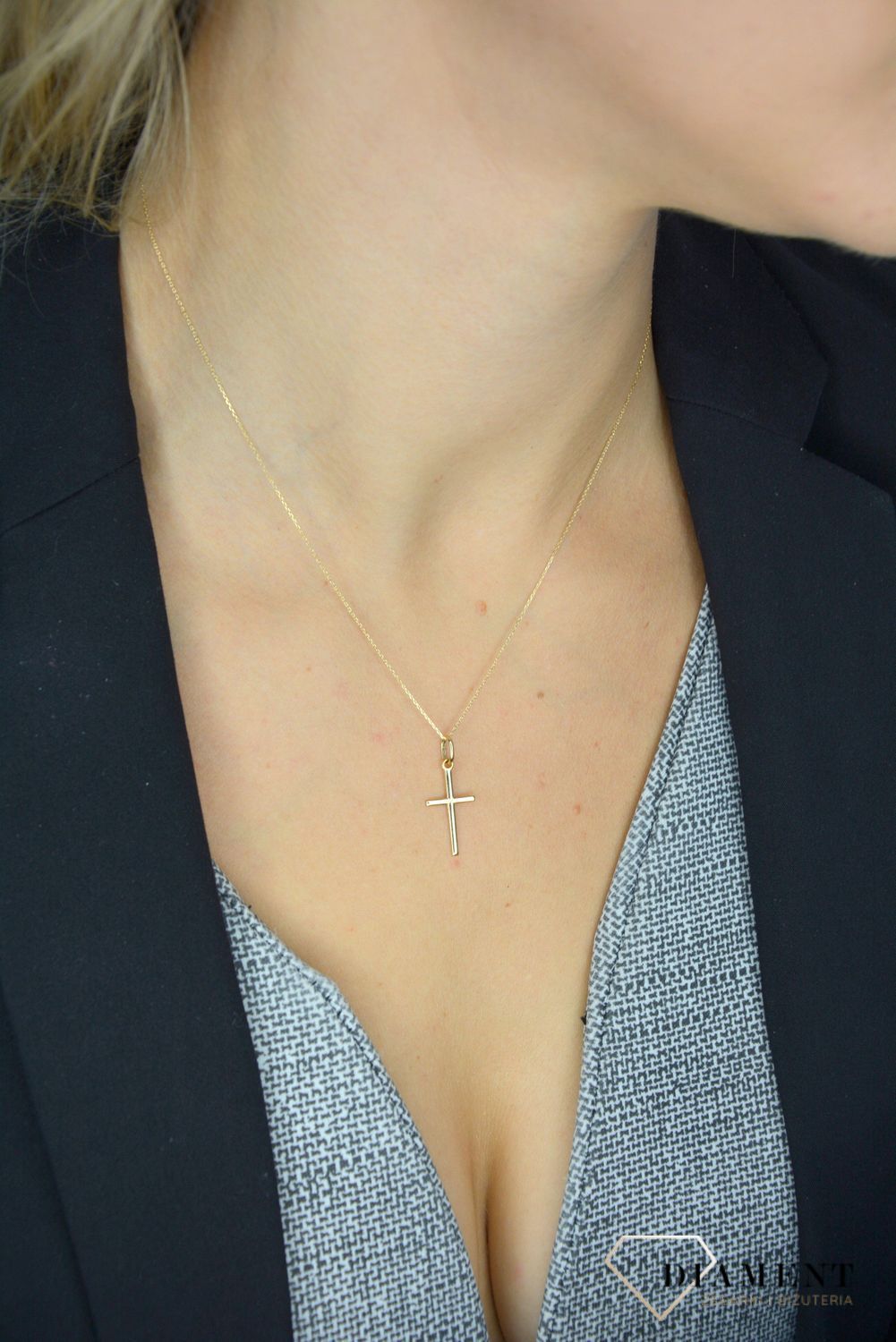 Złoty naszyjnik 585 o szerokości 0,5 mm ze złotą kuleczką DIA-LAN-1255-585 0,5mm.jpg